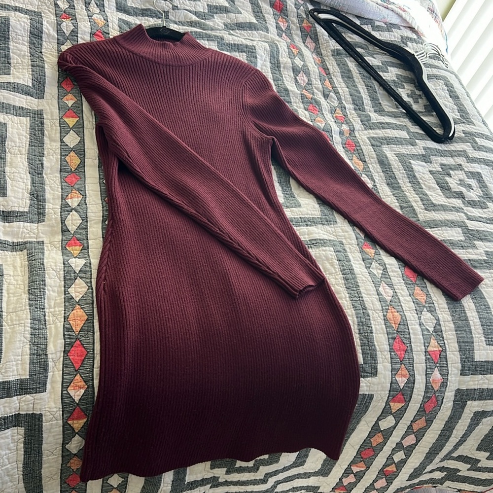 Abercrombie & Fitch Plum mock neck ribbed dress